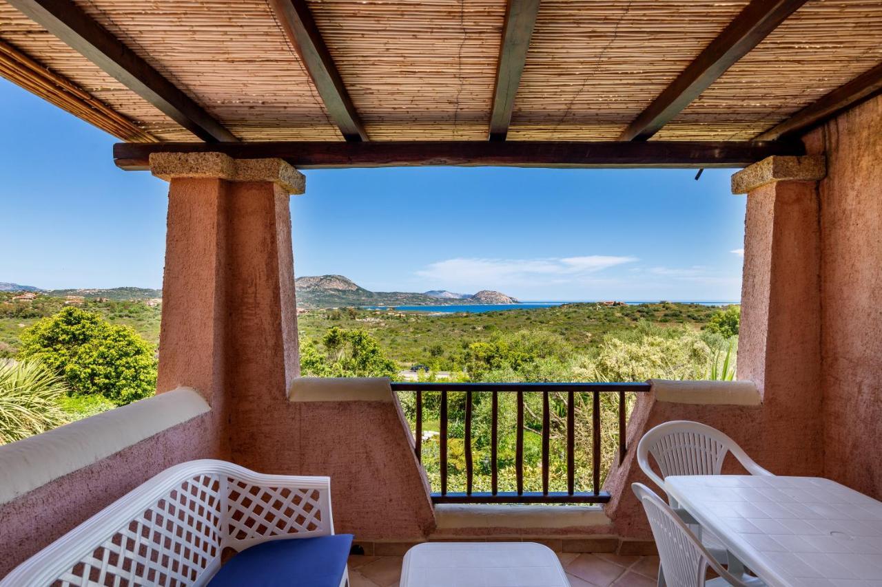 Vista Village Loiri Porto San Paolo Exterior photo
