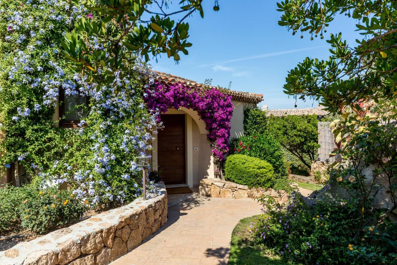 Vista Village Loiri Porto San Paolo Exterior photo